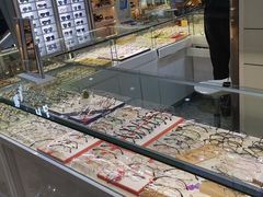 -横岗眼镜城