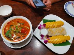 -Dang restaurant (patong phuket)
