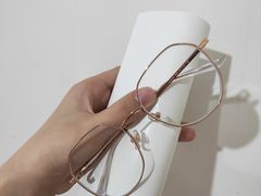 -悦目眼镜(蔡司战略合作门店)