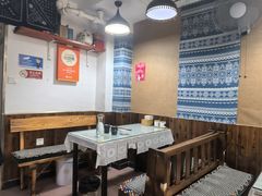 -蜗牛小馆醉乡民谣云南菜(惠新西里店)