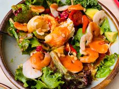 虾仁牛油果沙拉-RAC BAR(安福路店)