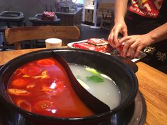 -袁记串串香(川师店)