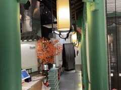 -荷塘秋月·本帮江浙菜(国权路店)