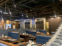 -重庆德庄火锅(体育中心店)