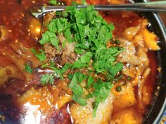 老昆明肥肠鱼-紫滇源云南生态菜(丹凤街店)