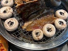 -草家酱蟹炭火烤肉店(珲春南路一店)