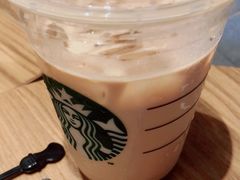 -星巴克臻选(上海中环广场2F店)