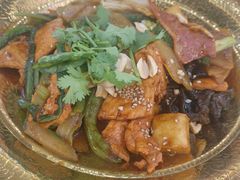 -醉人椒麻辣香锅(王府井喜悦店)