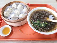 鲜肉小笼-新丰小吃(庆春路分店)
