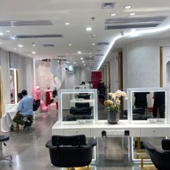 点击看大图 -Kraemer Paris 苏豪路易士·嘉玛发廊