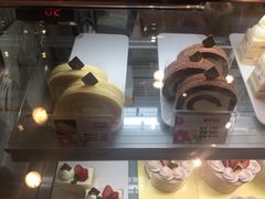 -花花卷卷·鲜食蛋糕(静安久光百货店)
