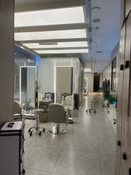 -PE SALON
