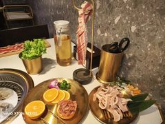 -炼火烤肉店