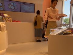 -好利来(南京路一店)