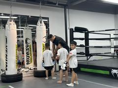 -拳力汇散打搏击泰拳俱乐部(绿地缤纷城店)