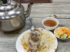 -溢香园昼夜抓饭店(揽秀园街店)