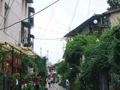 -汉阳火车站(地铁站)