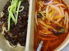 辣海鲜汤面-正宗韩国炸酱面(沈航店)