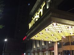 -温莎KTV(珠江路店)