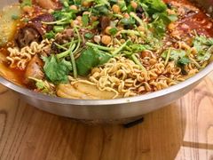 -张翻越·川渝冒菜·武汉黑鸭煲(城北万象城店)