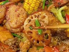 -集草轩·重庆麻辣烤鱼(西湖道店)