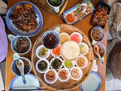 -包整·丝娃娃(一览甲秀楼风景店)