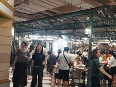 -大食代美食广场(上海中心店)