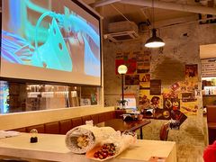 -mordew加州日记西餐&小酒馆(新天地店)