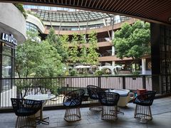 -瑞虹新天地月亮湾