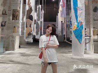 浪漫至死不渝｜集戏剧、展览、艺术于一体的买手店