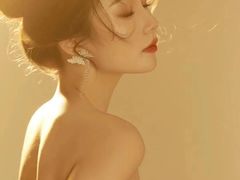 -经典婚纱摄影美学馆·私人定制