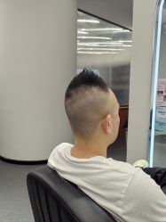 -P.R.O.salon 发哲