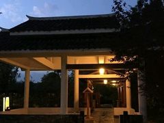 -金孔雀温泉旅游度假村