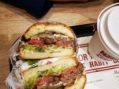 -The Habit Burger Grill 哈比特汉堡(爱琴海店)