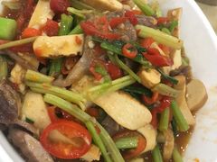 -红色湘菜馆(春风店)