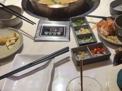 -喃喃椰·糟粕醋·椰子鸡火锅(七堡花园店)