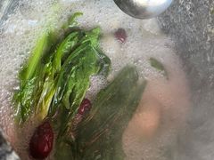 -南渝食府.墨脱石锅松茸鸡