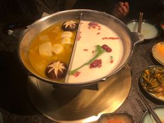 -湊湊火锅·茶憩(新中关购物中心店)