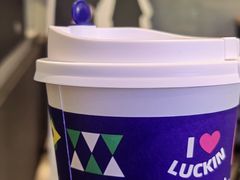 -瑞幸咖啡(凯德龙之梦莘庄店)