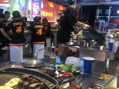 -阿亲家·韩式无限烤肉(花果园店)