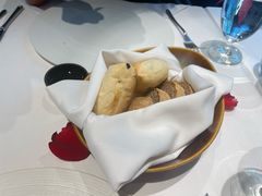-Erman岩烧牛排(虹桥南丰城店)