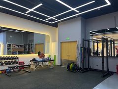 -VLines耀能运动24小时·月付制健身(京广桥店)