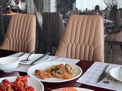 -荣誉国际酒店-云顶旋转餐厅