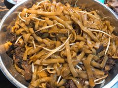 干炒牛河-牛一煲美食(江高店)