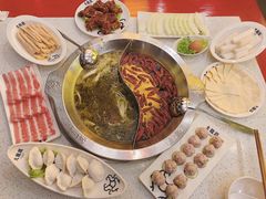 -DaLongYi Hotpot - 大龙燚火锅 - 地道四川老火锅