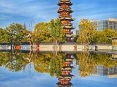 -龙华寺