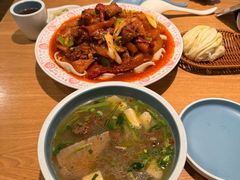 -金莹丸子汤清真(朝外SOHO店)