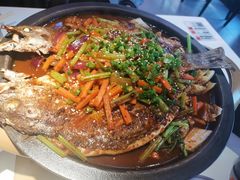 -鸣记脆皮烤鱼·海鲜烤鱼(三八广场店)