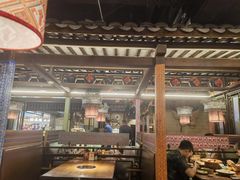 -吃饭皇帝大(长宁龙之梦店)