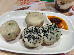-小杨生煎(浦江欢乐颂店)